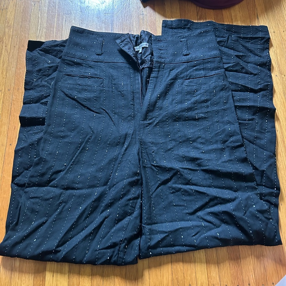 Women’s ultra high waisted pants